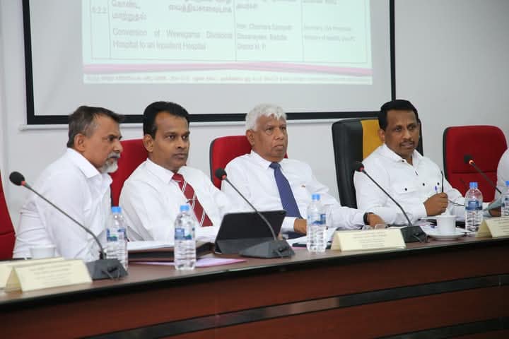 නව රජයේ පළමු දිස්ත්‍රික් සම්බන්ධිකරණ කමිටු රැස්වීම